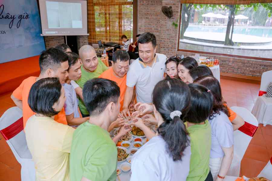 Cách lập kế hoạch họp lớp giúp buổi gặp mặt diễn ra suôn sẻ và đầy kỷ niệm