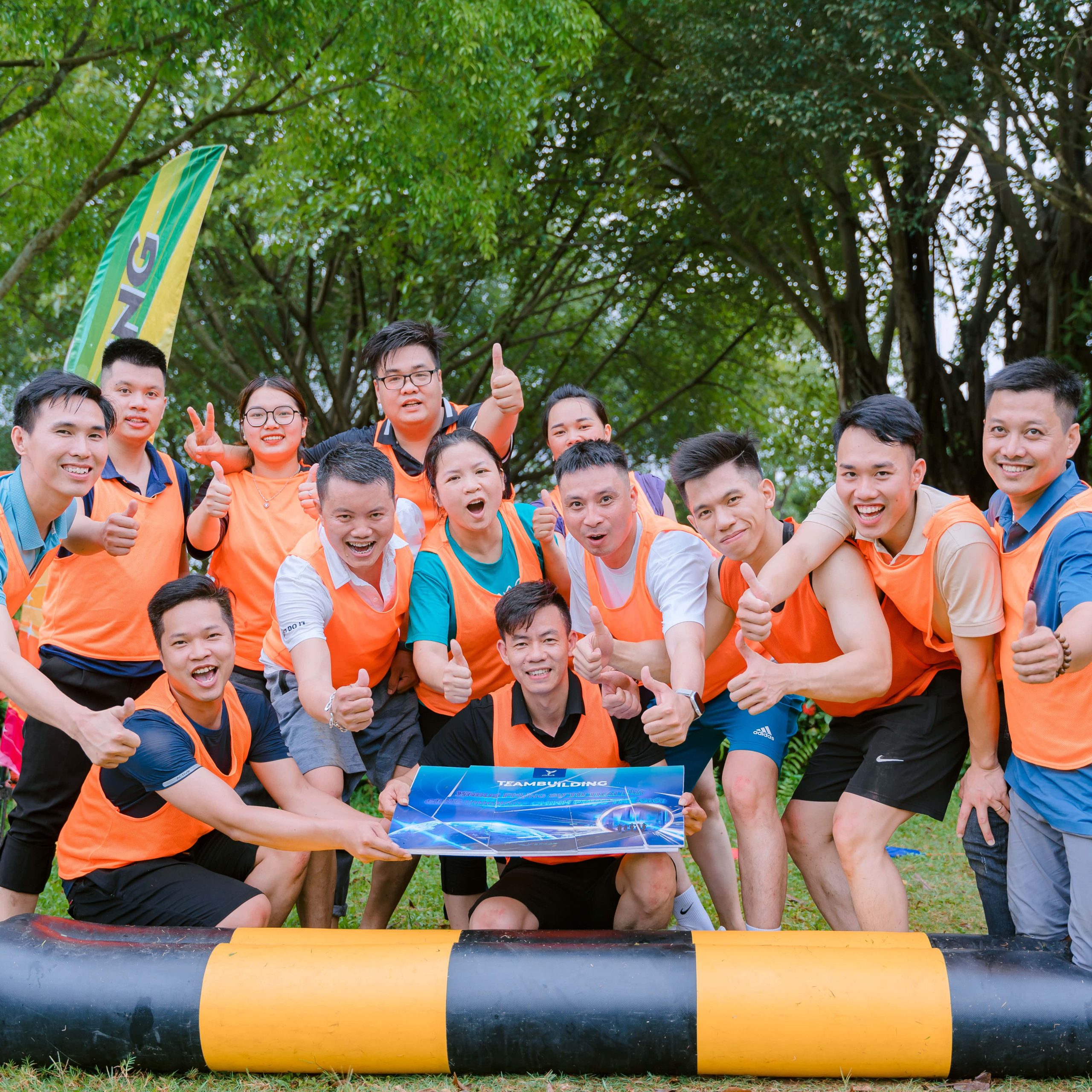 Hoạt động ngoài trời theo xu hướng team building 2025 đầy sáng tạo và hiệu quả