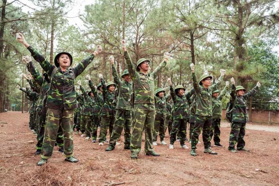 Tổ Chức Team Building Quân Đội Tại KST Thiên Phú Lâm Rèn Ý Chí, Luyện Thành Công