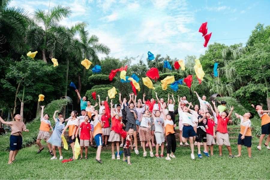 Tổ Chức Team Building Tại Sông Hồng Resort Kết Sức Mạnh, Nối Thành Công