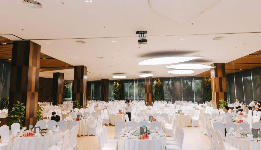 Vì Sao Việc Chọn Địa Điểm Hội Nghị Tại Hà Nội Là Yếu Tố Quyết Định Thành Công Và 5 Tiêu Chí Lựa Chọn