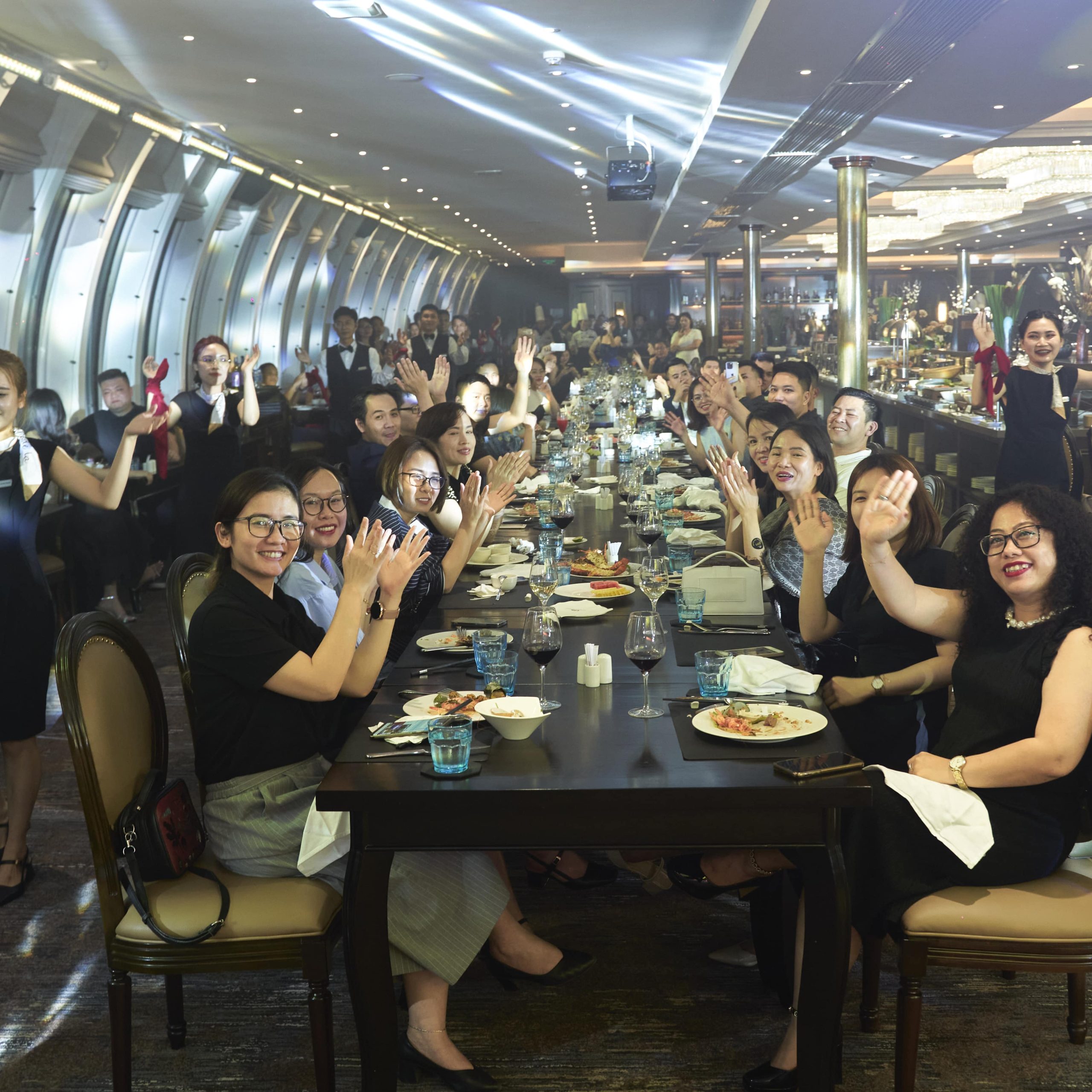 Kịch bản tổ chức lễ 2011 sáng tạo dành cho nhà trường và công ty