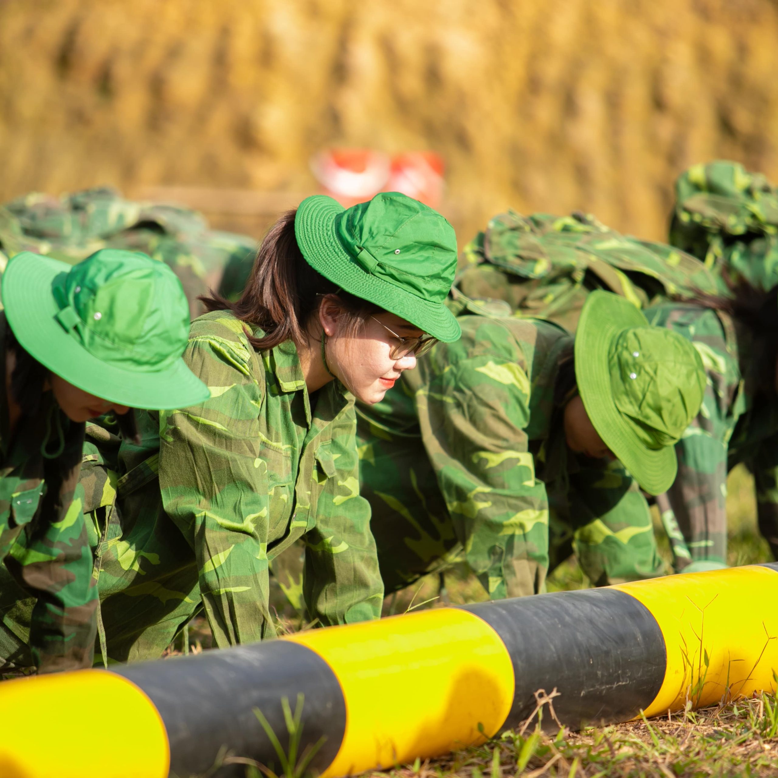 team building quân đội rèn luyện tinh thần đồng đội cho doanh nghiệp